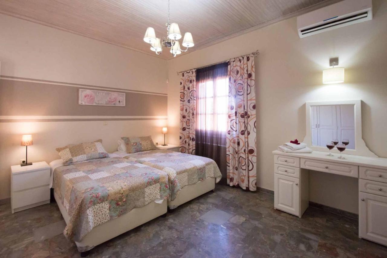 Villa Zapphira Peritheia Corfu Eksteriør billede