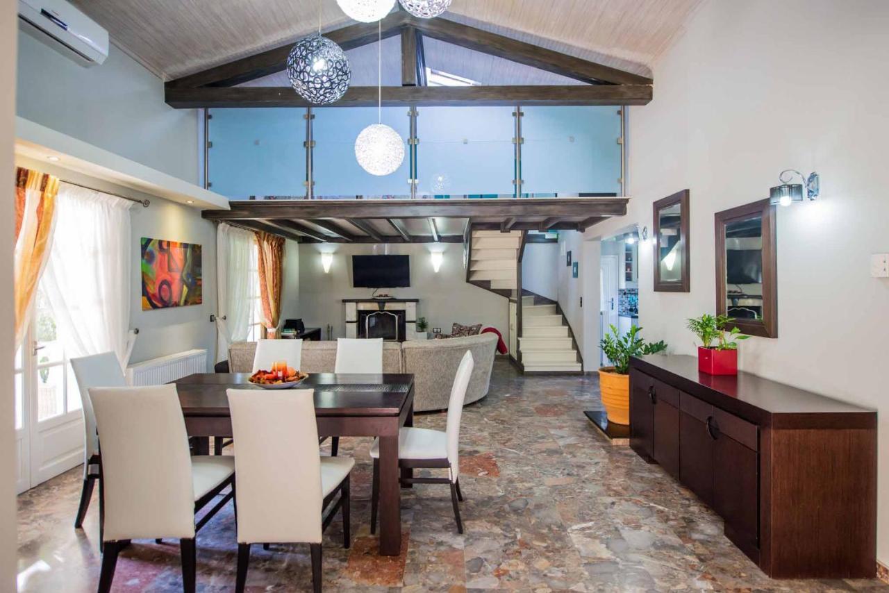 Villa Zapphira Peritheia Corfu Eksteriør billede