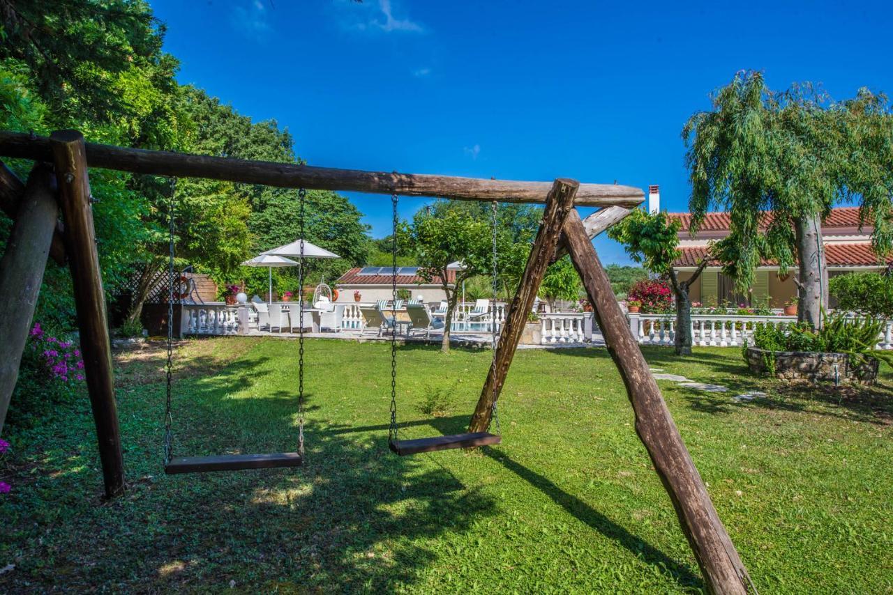 Villa Zapphira Peritheia Corfu Eksteriør billede