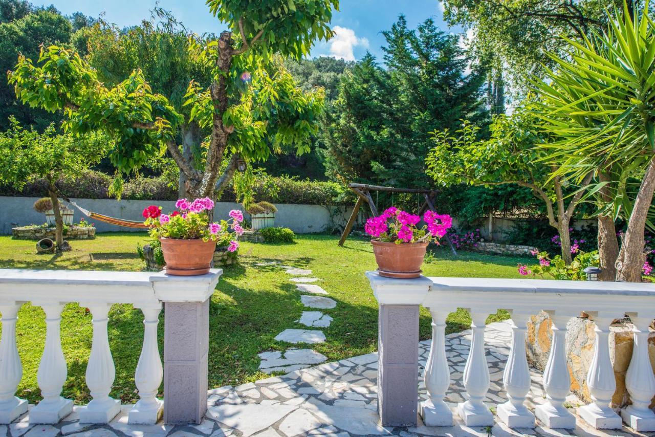 Villa Zapphira Peritheia Corfu Eksteriør billede